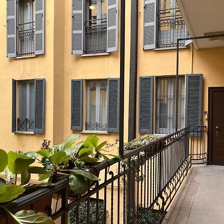 Youhosty - Ticinese Suite 1 Milano Esterno foto