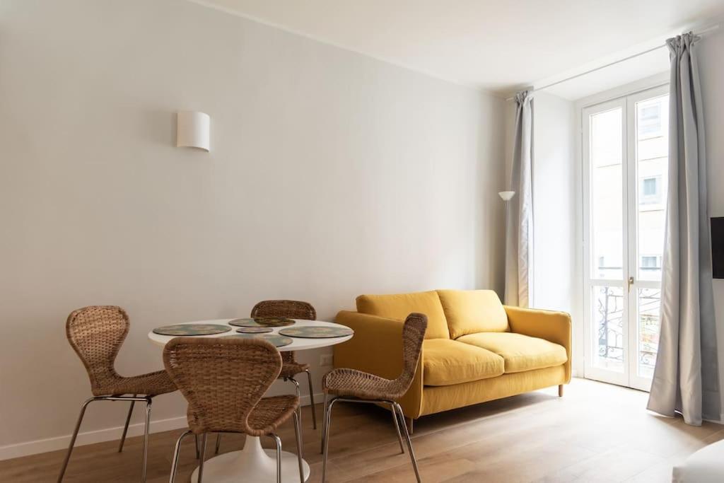 Youhosty - Ticinese Suite 1 Milano Esterno foto